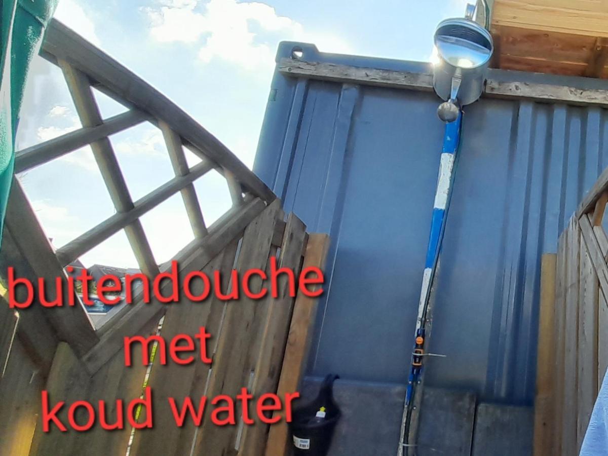 Hotel De Huifkar, Trekkershut Bij Sneek Hommerts Exterior foto